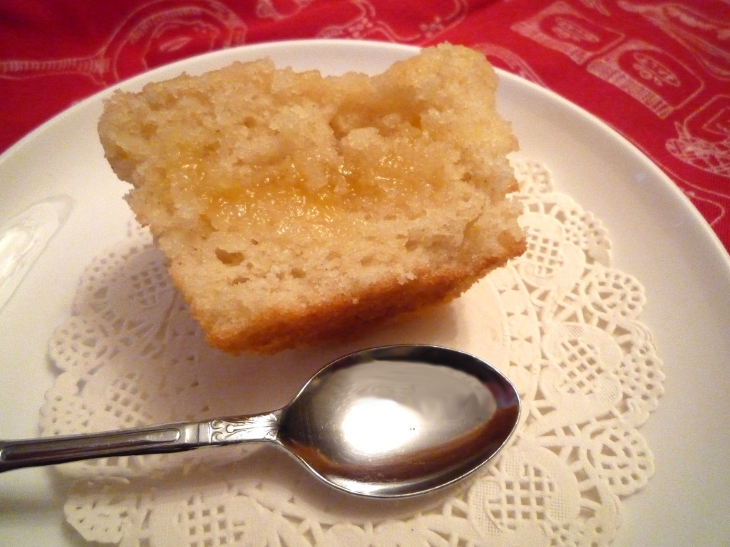 Luscious-lemon-curd-muffins2